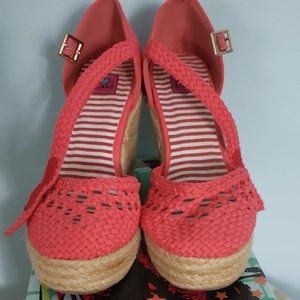 DLG pink platform wedge sandals, size 6.5